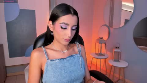  Bella C  online show from July 6, 8:11 pm