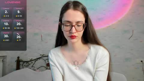 BellaCatLovesMeat online show from May 8, 2:44 pm