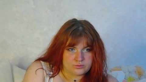 Snapshot of belladonnared chatting on May 26, 3:24 am Belladonna online show from May 26, 3:24 am