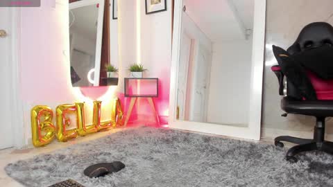 belladuboiss_ online show from January 3, 3:22 pm