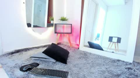 belladuboiss_ online show from January 6, 2:14 pm