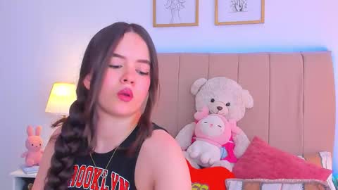 BellaFontana online show from March 5, 5:42 pm