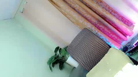 Bella rowt online show from September 30, 2:27 am