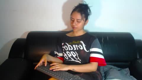 MY NAME IS BELL online show from May 20, 12:39 am