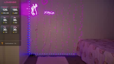 Snapshot of bellamonroee chatting on February 20, 6:26 am Bella Monroe online show from February 20, 6:26 am