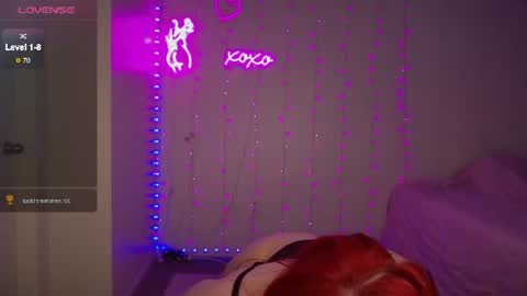 Snapshot of bellamonroee chatting on June 19, 4:28 am Bella Monroe online show from June 19, 4:28 am