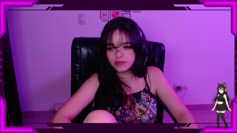 Bella Monteluna online show from October 24, 6:32 am