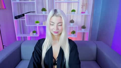 Bella online show from May 9, 12:32 pm