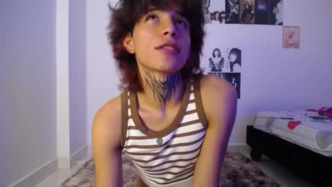 Snapshot of bellamy0955 chatting on March 27, 8:19 pm bellamy0955 online show from March 27, 8:19 pm