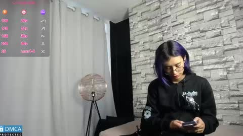   online show from February 6, 12:37 pm