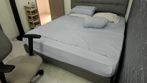 Bella  Angelycal online show from December 7, 6:04 pm