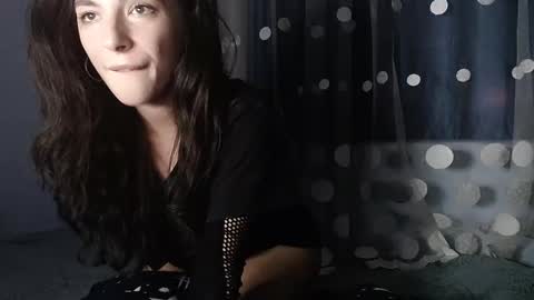 bellaqueen0701 online show from February 4, 8:59 pm