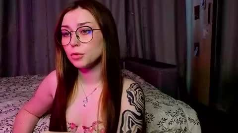 Snapshot of bellarison chatting on June 22, 3:53 pm Daniela online show from June 22, 3:53 pm