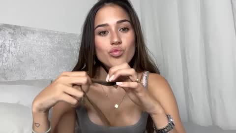 bellashoreeee online show from September 26, 10:47 pm