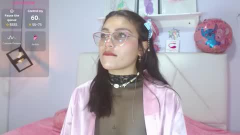 Snapshot of bellastonee1 chatting on January 14, 3:04 pm bellastonee1 online show from January 14, 3:04 pm