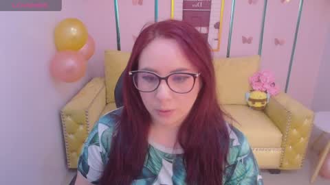 Snapshot of bellatrix_ch chatting on April 6, 1:12 pm Bella online show from April 6, 1:12 pm