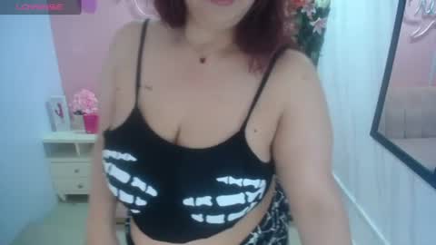 Snapshot of bellatrix_ch chatting on July 18, 12:53 pm Bella online show from July 18, 12:53 pm