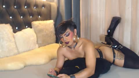 B E L L A T R I X online show from October 4, 9:29 am