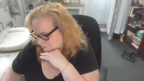 Snapshot of bellavoca chatting on November 7, 8:20 pm Bellavoca online show from November 7, 8:20 pm