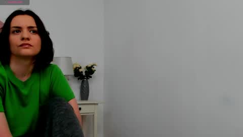 Snapshot of bellawhite69 chatting on March 30, 4:57 am Bella online show from March 30, 4:57 am