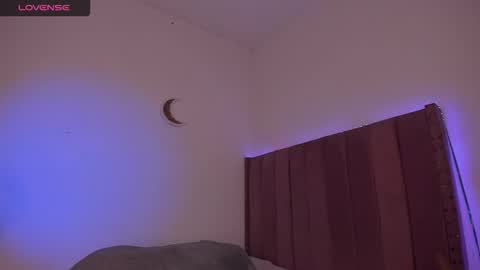 Bella online show from October 26, 6:47 pm