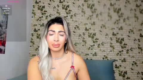 LucyJelly online show from January 2, 7:07 pm