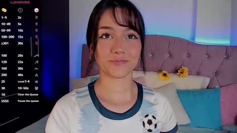 Snapshot of belle_petite_ chatting on March 8, 10:41 am Call me Alice online show from March 8, 10:41 am