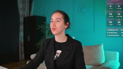 Bella online show from June 1, 3:14 pm