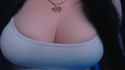 Hello I am kind friendly and cute girl online show from December 19, 10:42 pm