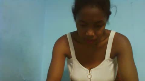 Snapshot of bellemiahxx chatting on February 25, 6:31 pm bellemiahXx online show from February 25, 6:31 pm