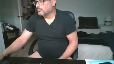 Snapshot of bellequeue19758 chatting on December 14, 12:54 pm bellequeue19758 online show from December 14, 12:54 pm