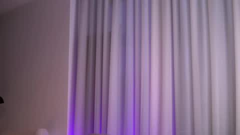 Snapshot of belleskye chatting on November 11, 5:18 am Belle online show from November 11, 5:18 am