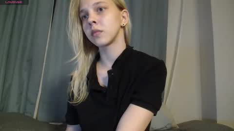 bellezza0 online show from April 22, 12:57 am
