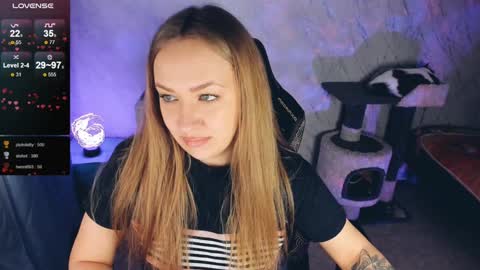 Your Annabelle Wolf  online show from January 4, 4:11 pm