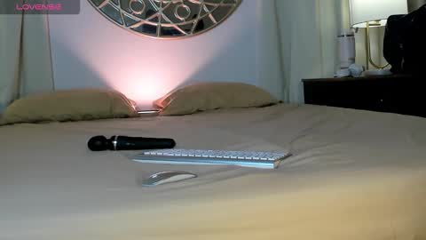 Belinda online show from October 25, 7:08 pm