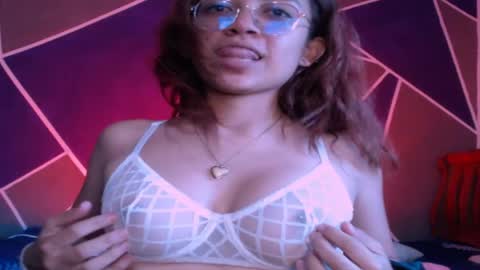 Snapshot of bellota_bunny chatting on April 6, 9:05 pm bellota bunny online show from April 6, 9:05 pm