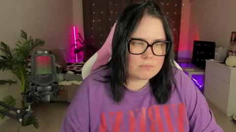 Snapshot of bellybooxo chatting on October 10, 5:45 pm LinaBoo online show from October 10, 5:45 pm