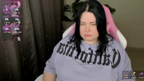 LinaBoo online show from December 17, 5:02 am