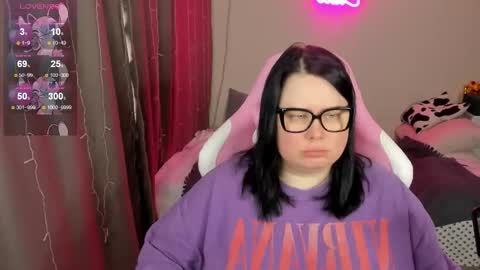 Snapshot of bellybooxo chatting on March 31, 7:31 am LinaBoo online show from March 31, 7:31 am