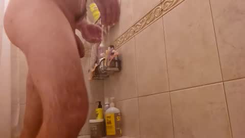 Snapshot of bellydancer69 chatting on October 27, 6:23 pm bellydancer69 online show from October 27, 6:23 pm