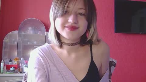 Snapshot of belovedmary chatting on March 8, 4:27 am belovedmary online show from March 8, 4:27 am