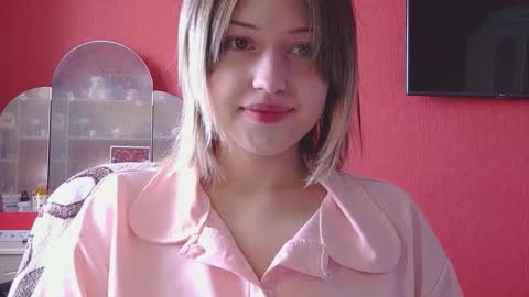 Snapshot of belovedmary chatting on March 9, 7:34 am belovedmary online show from March 9, 7:34 am