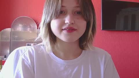 Snapshot of belovedmary chatting on March 23, 7:56 am belovedmary online show from March 23, 7:56 am