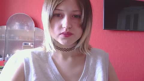 Snapshot of belovedmary chatting on March 27, 8:26 am belovedmary online show from March 27, 8:26 am