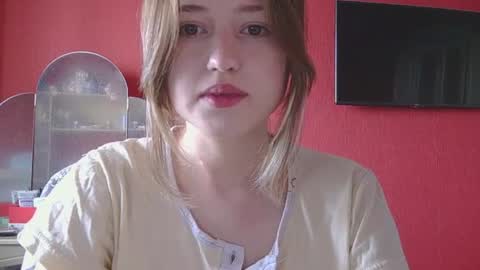 Snapshot of belovedmary chatting on July 9, 8:51 am belovedmary online show from July 9, 8:51 am