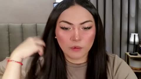Snapshot of belphoebe_ chatting on June 16, 3:25 pm Nica online show from June 16, 3:25 pm