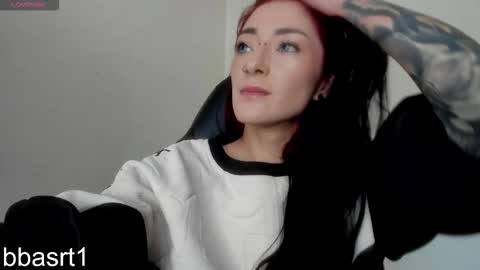 Snapshot of belyswitch chatting on October 2, 3:19 pm Bely   Bbasrt1 -  hot online show from October 2, 3:19 pm