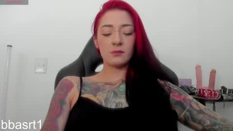 Snapshot of belyswitch chatting on April 8, 6:19 pm Bely Bbasrt1 - hot online show from April 8, 6:19 pm