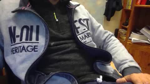 jaimetout online show from November 10, 7:40 am