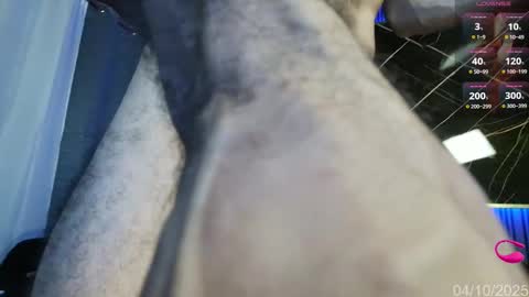 Snapshot of ben_blaze chatting on October 4, 5:05 am BEN online show from October 4, 5:05 am